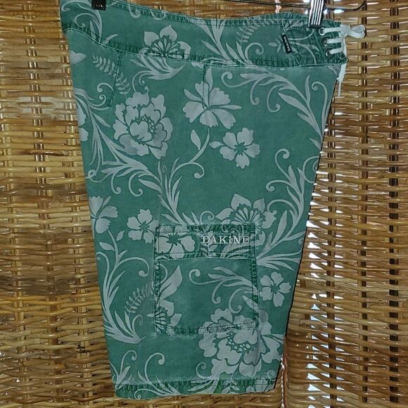 Dakine Board Shorts 28 - Picture 1 of 8